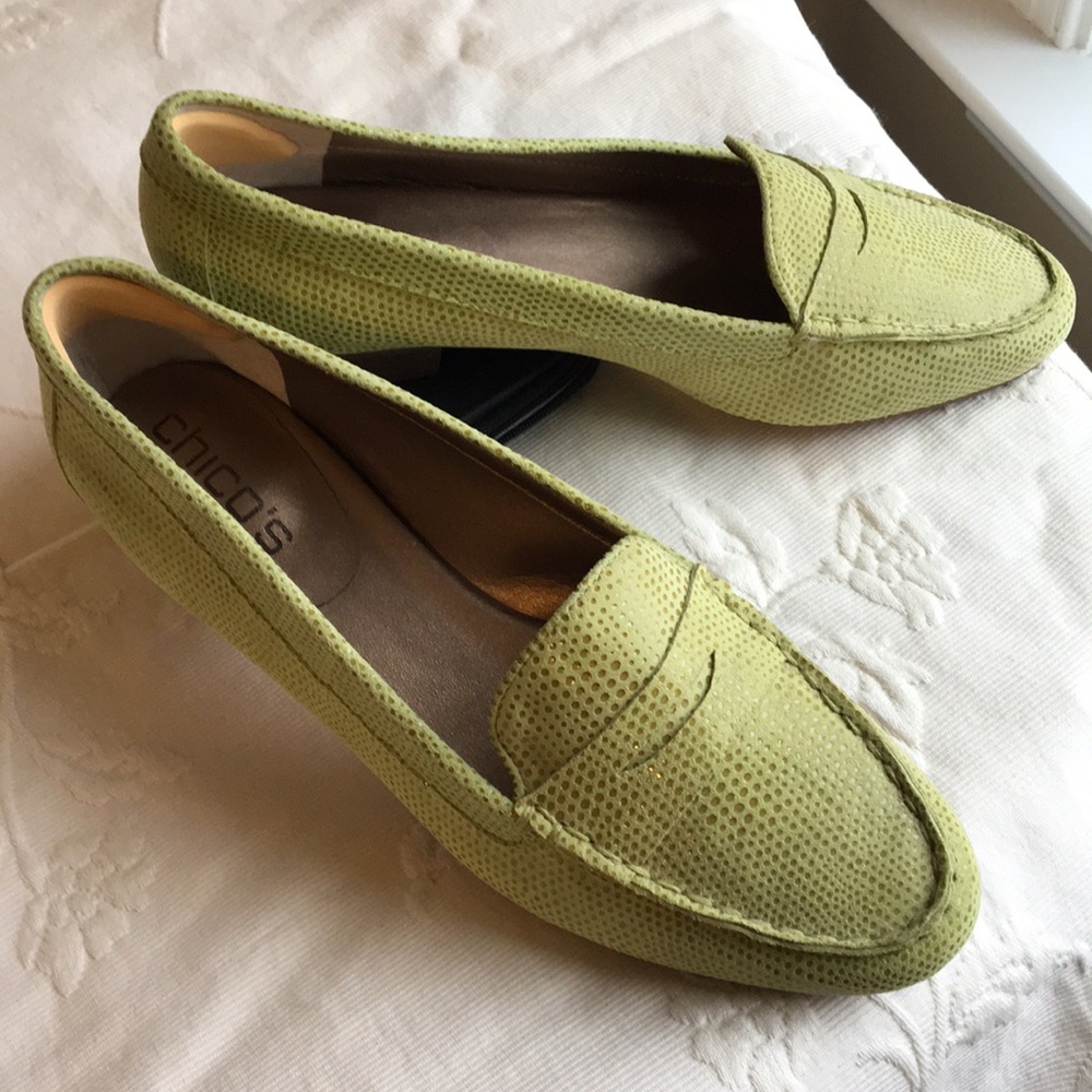 Chico’s green shoes